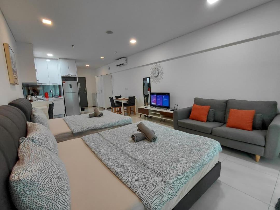 Ihomes33 Summer Suites Klcc Lrt, 2-4 Pax, Kuala Lumpur